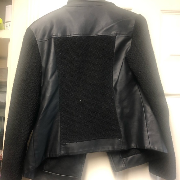Leather jacket - Picture 3 of 4
